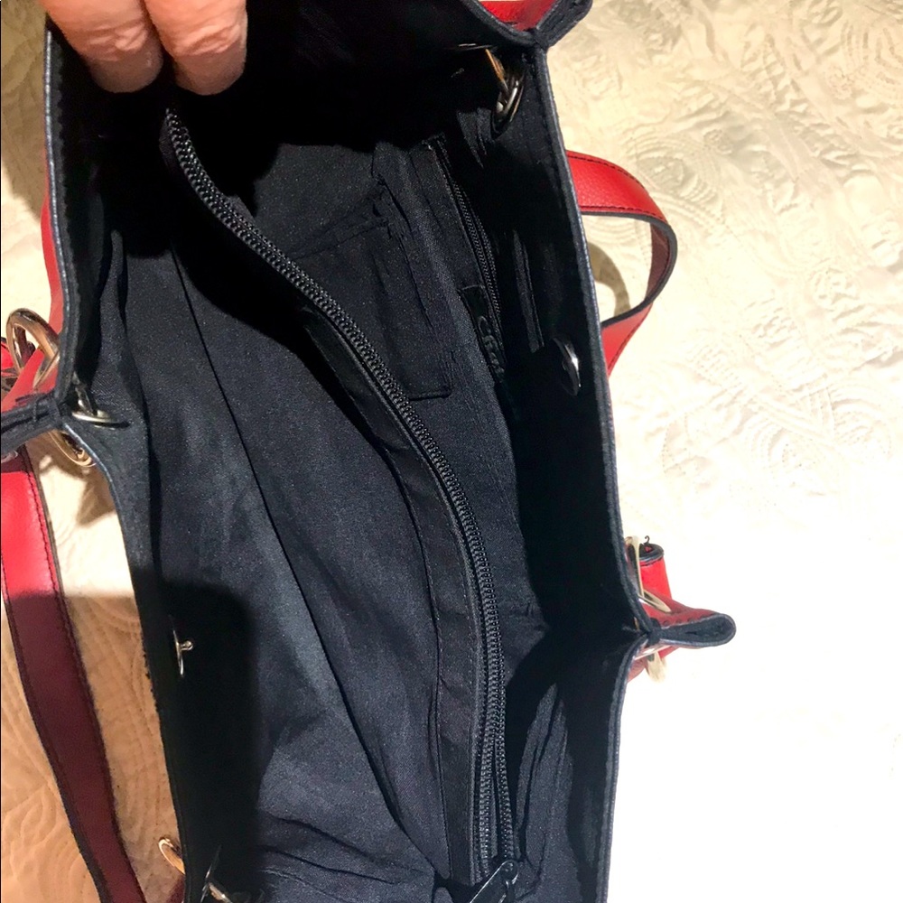 Red Purse - Picture 3 of 3